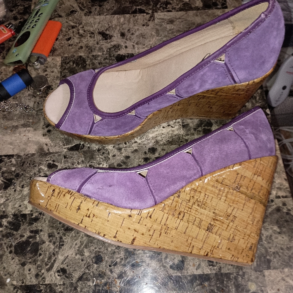 Envy wedges